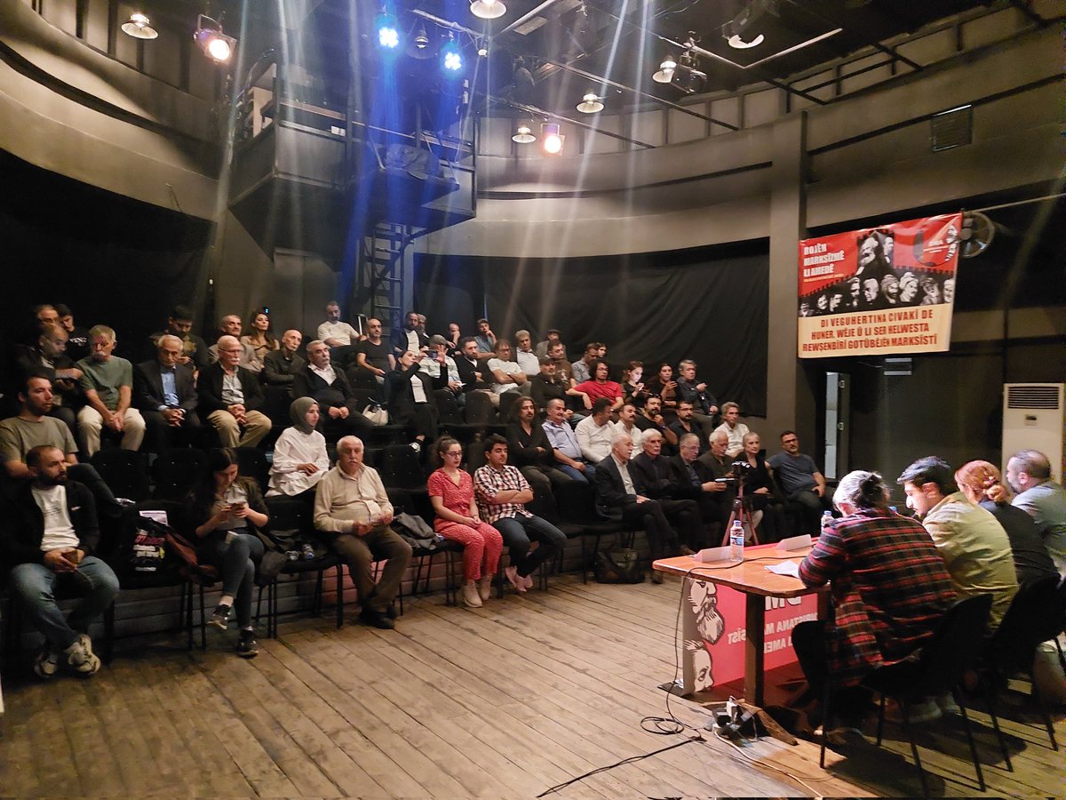 Amed Marksizm Günleri 3. gün devam ediyor.
V. oturumdan görüntüler...