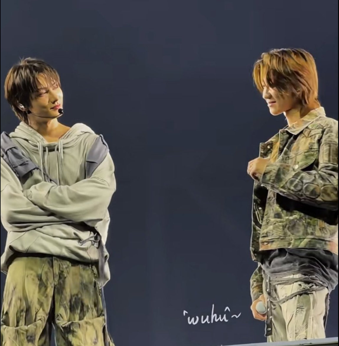 senmeewithyoon's tweet image. THEYRE IN LOVE 🥹🥹