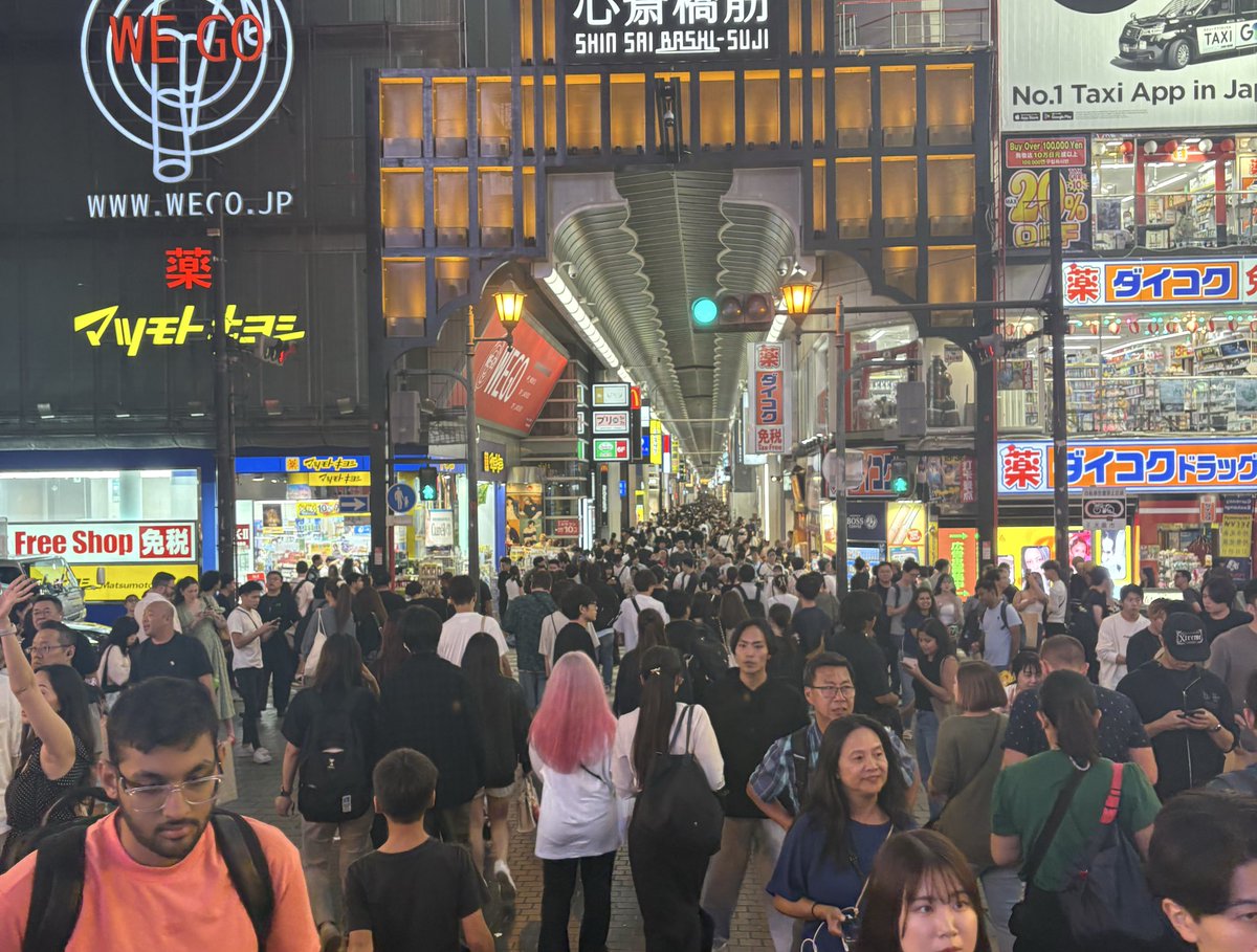 kaoripomupomu's tweet image. 大阪はもう観光客が多すぎて遊べない