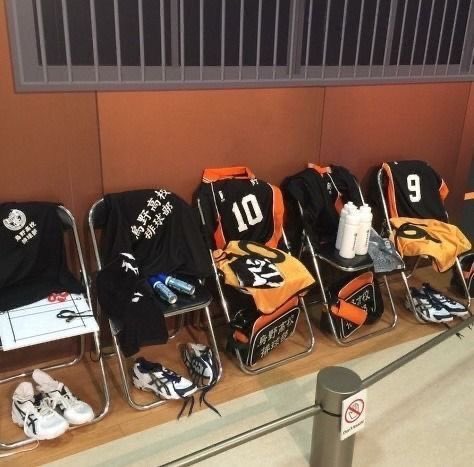 tigerwenz's tweet image. [🏐] #dongwen volleyball au where donggyu is the best setter on the school team and kaiwen is a spiker that never fails to get under his skin