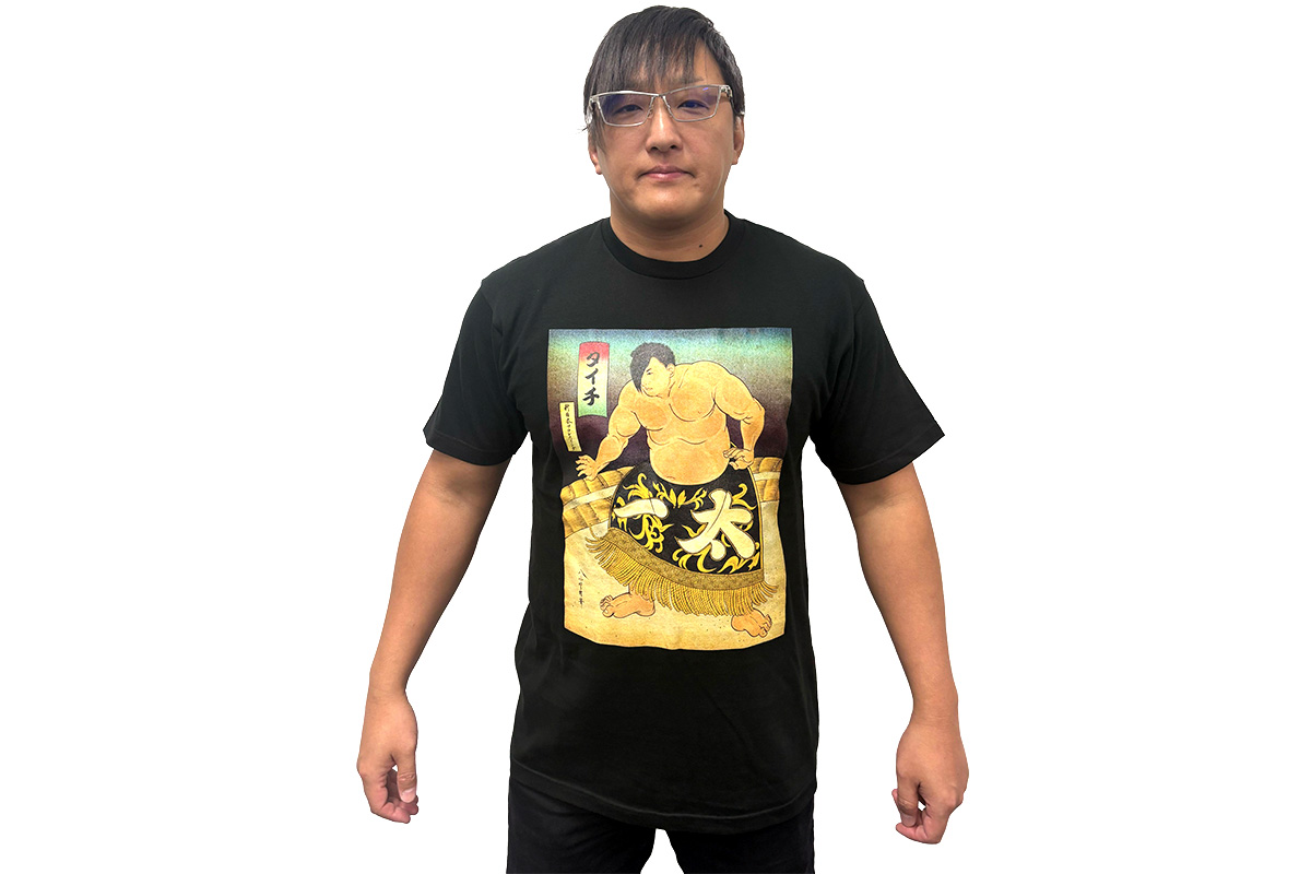 Tシャツ&バスタオル、2アイテムを闘魂ショッピング限定発売！ タイチ