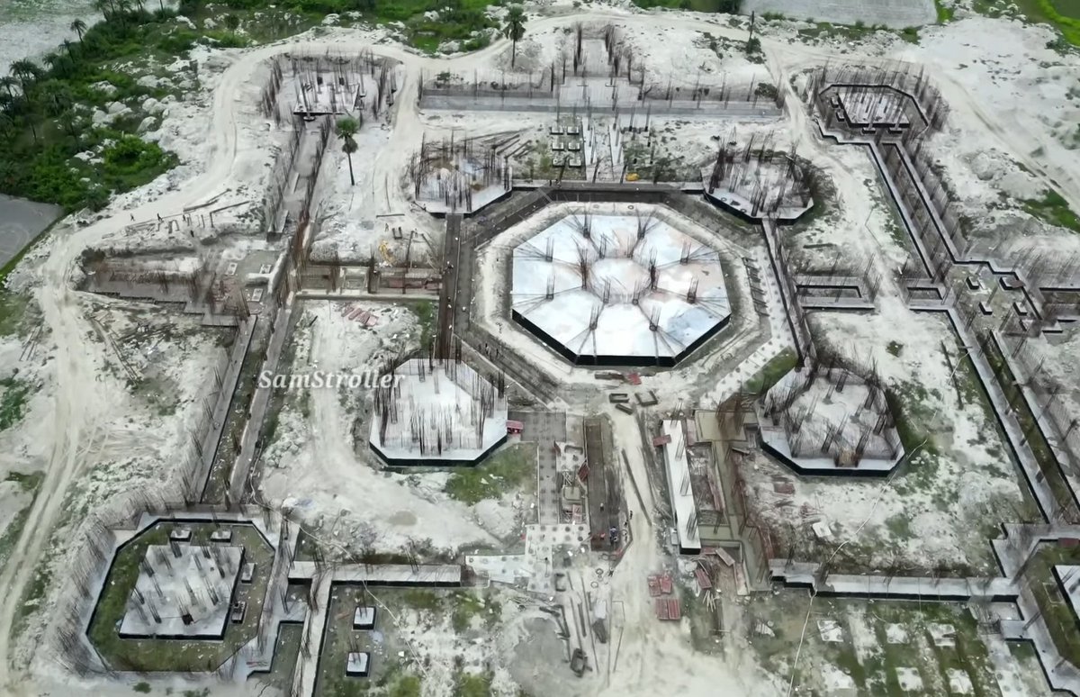 IndexBihar's tweet image. The world’s largest Hindu temple, Viraat Ramayan Mandir, is coming up in East Champaran, Bihar. (Non-Govt project)
Pc- SamStroller yt