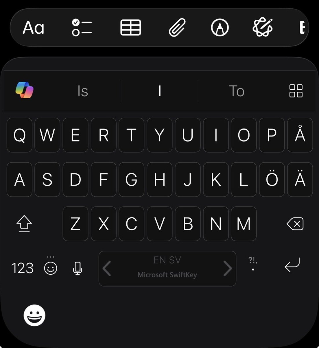 solodevchris's tweet image. The major issue i have with ios26 is that the built in keyboard is useless and microsoft keyboard keep crashing. 🤬