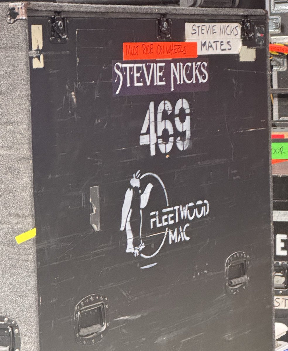 steviest0rms's tweet image. i saw this and i went through the seven stages of grief