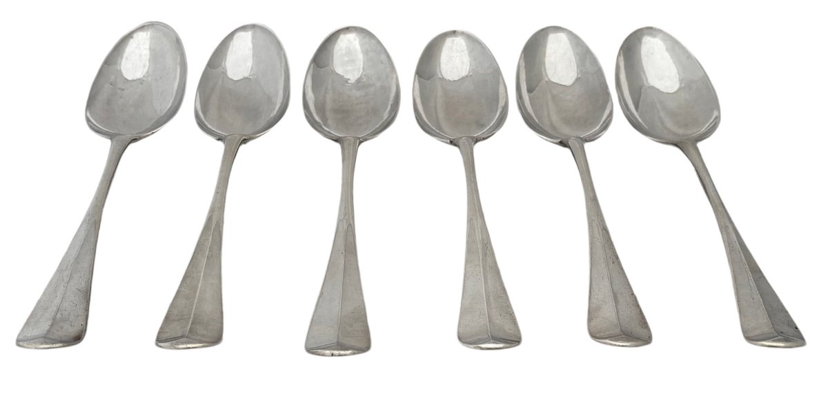 A George II set of six silver tablespoons. Hallmarked for London 1733 by Richard Gosling. #antiques