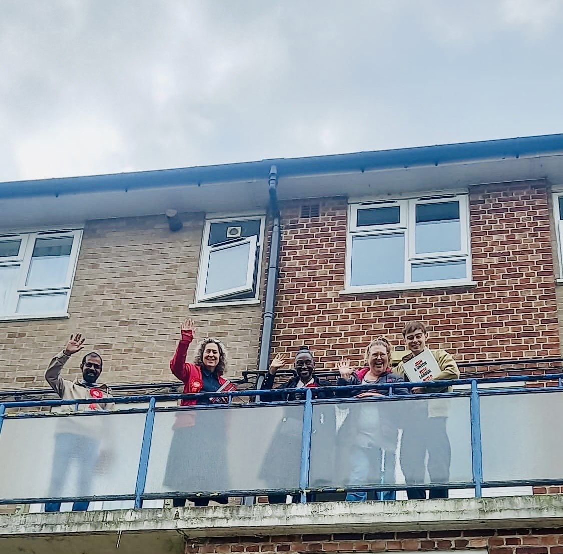 HackneyNorthLab's tweet photo. @hackneylabour out listening to residents thoughts and concerns this past month. #hackneylabour #hackney #labour https://t.co/1VNRLi88wt