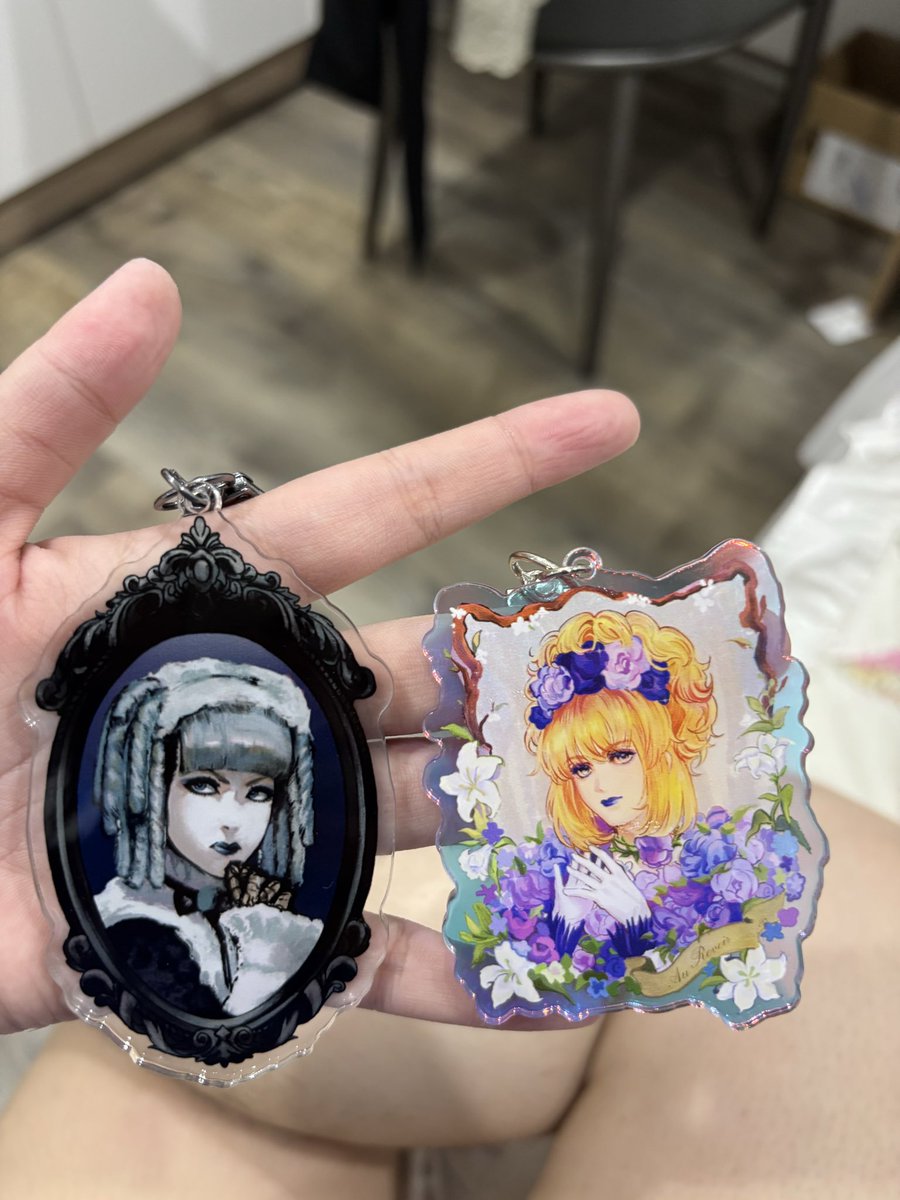 dixyaoi's tweet image. I also got some freebie stickers 😊😊