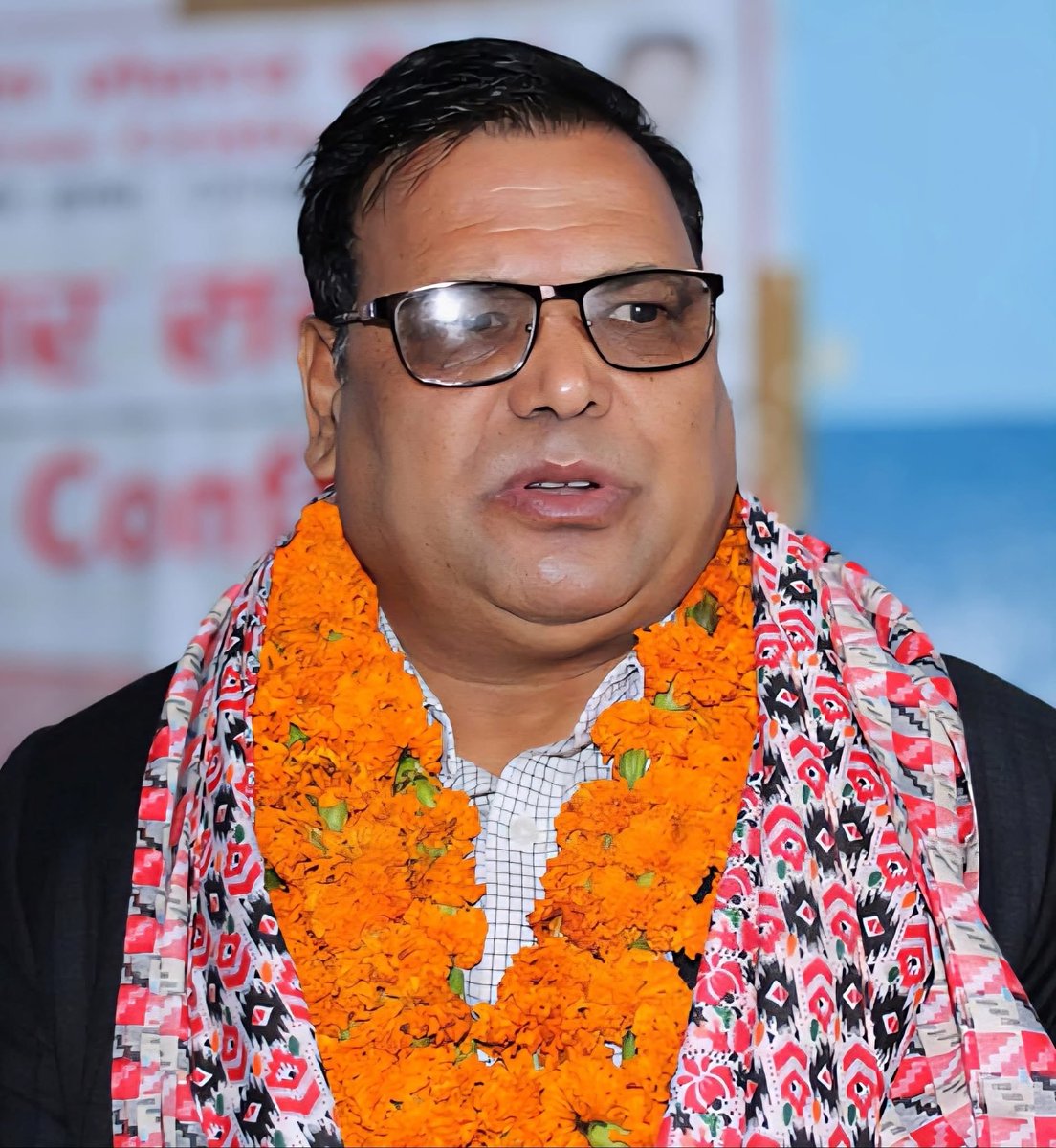 Ratotimbuli's tweet photo. ठूलो ब्रेकिङ: कृष्णबहादुर महरालाई भेप/सुन प्रकरणमा CIB ले पक्राउ गरेको छ। https://t.co/uSM9e3URZS