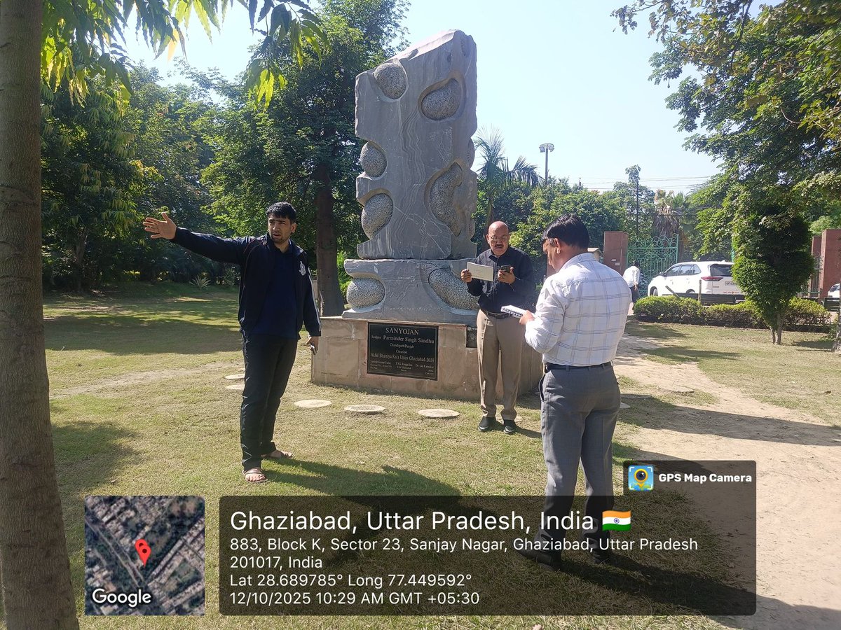 gdagzb's tweet image. आज दिनांक 12 अक्टूबर 2025 को उपाध्यक्ष श्री अतुल वत्स ने संजय नगर योजना स्थित शिल्प उद्यान पार्क का निरीक्षण किया। उन्होंने पार्क की सुविधाओं का जायजा लिया और अधिकारियों को लाइट, बेंच व सौन्दर्याकरण कार्य एक सप्ताह में पूर्ण करने के निर्देश दिए।
#GDA #Ghaziabad #UrbanDevelopment