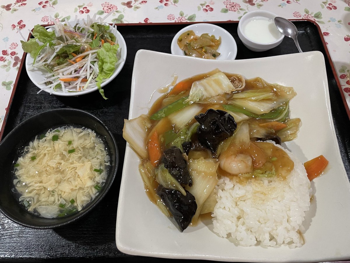 cherry_mn222's tweet photo. 最近あんかけご飯にもハマって好みの餡と味の店探してる。

野菜大きめカットで火入れは固め・餡も固すぎず緩すぎす・味はそこそこ濃いめが良いんだけどな🥺 https://t.co/Qb9icnMQmn