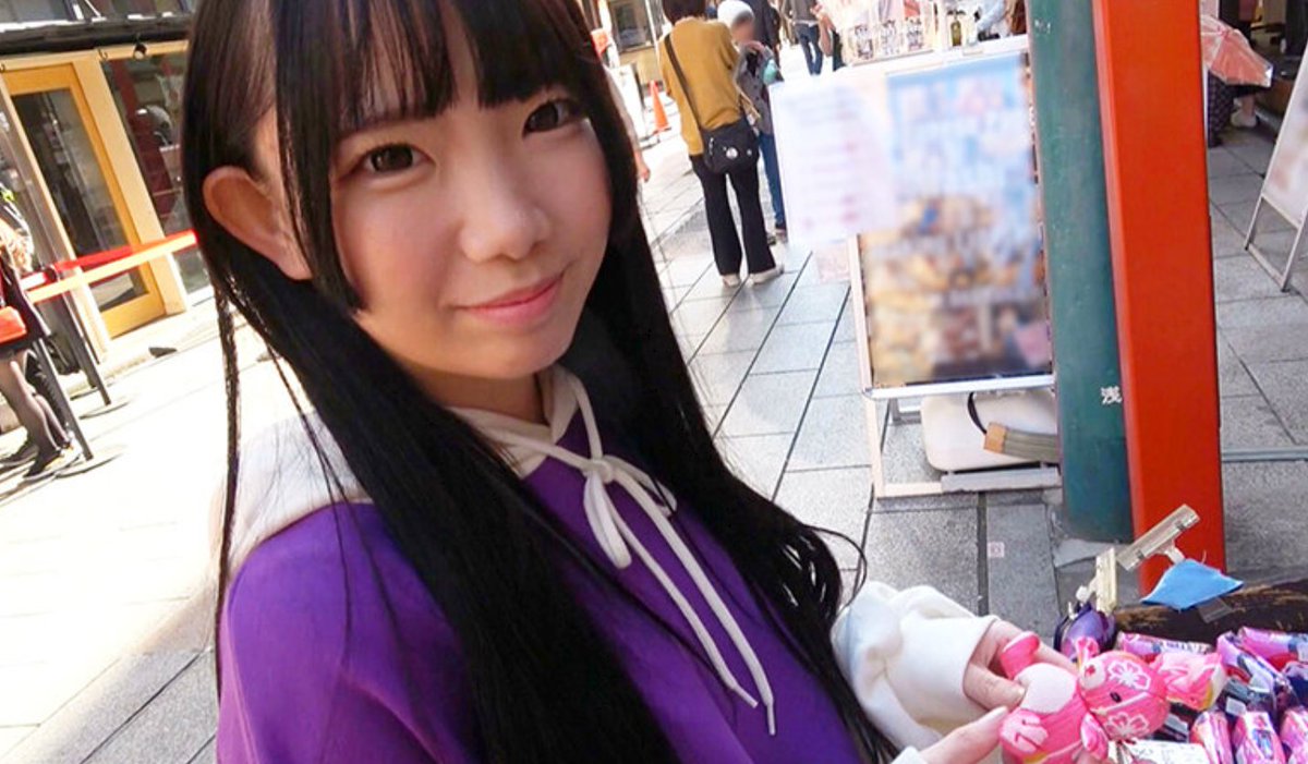 Koko2013eee's tweet photo. 146cmの小動物系なのにえっっぐいフェするのが最高なんよ https://t.co/AGYwCIh7by