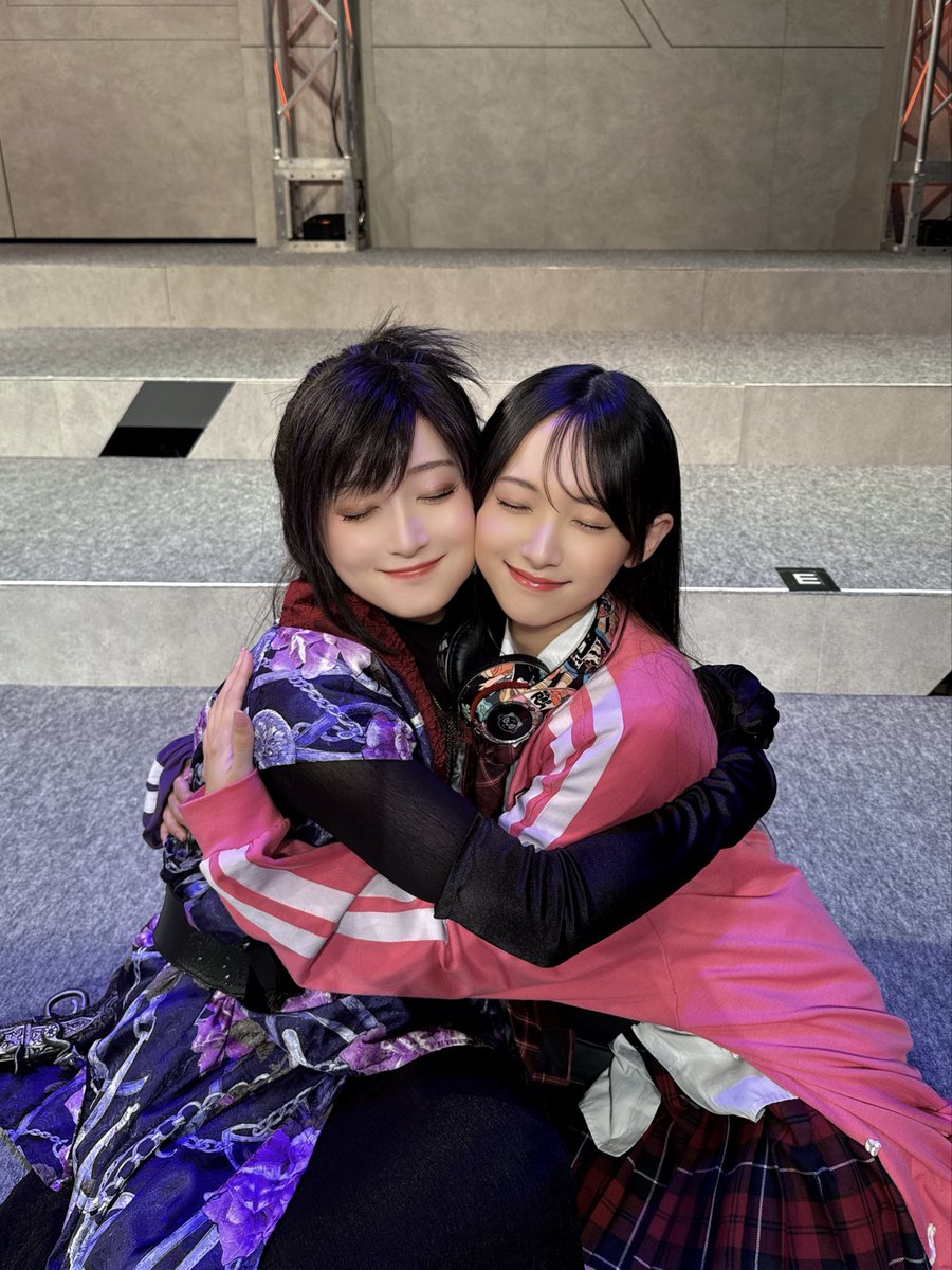 Saeri_Umehara's tweet image. .

降臨武将、明智光秀としての
ステージが終わりました⸜❤︎⸝

大好きな歌とダンスができて、
本当に悔いなく走り切りました◡̈！

ありがとうございました！！！

そいや！！！

#降臨SOUL #降臨祭

.