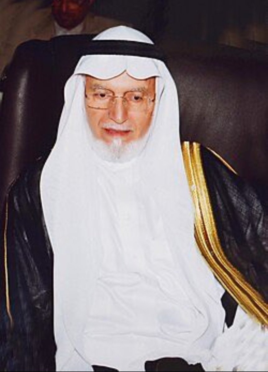 (وَبَشِّرِ الصَّابِرِينَ الَّذِينَ إِذَا أَصَابَتْهُمْ مُصِيبَةٌ قَالُوا إِنَّا لِلَّهِ وَإِنَّا إِلَيْهِ رَاجِعُونَ )
بقلوب مؤمنة بقضاء الله وقدره، 
انتقل إلى رحمة الله تعالى اليوم في جدة 
الدكتور الفاضل #عبدالله_عمر_نصيف 
نتقدم بخالص العزاء لاسرته وأبنائه ومحبينه  
رحمه الله