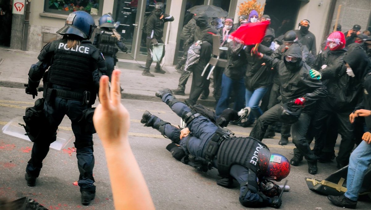 Vidéo de la Manifestation pour la Palestine à Berne 🇨🇭🇵🇸
youtu.be/mTYTugr15mY?si…
#Manifestation #Bern #Berne #suisse #Palestine #freepalesti̇ne