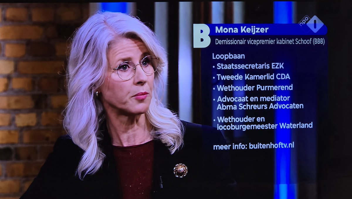 Ilja Pfeiffer verdedigt de rechtsstaat in #Buitenhof. Terecht! Alles wat hij bestrijdt zit achter hem; in de persoon van Mona Keijzer die niet alleen 'n vernietigend D-advies vd RvSt bestrijdt alsof er geen jurisprudentie over art. 1 Grw bestaat maar ook 't instituut als zodanig.