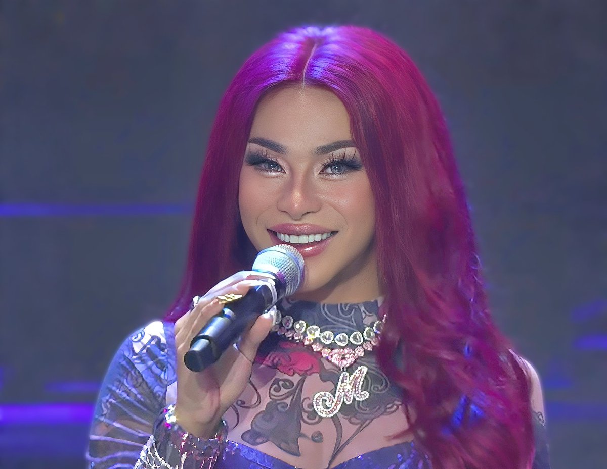 ANG GANDAAA MOOOO! NAKAKAINIS