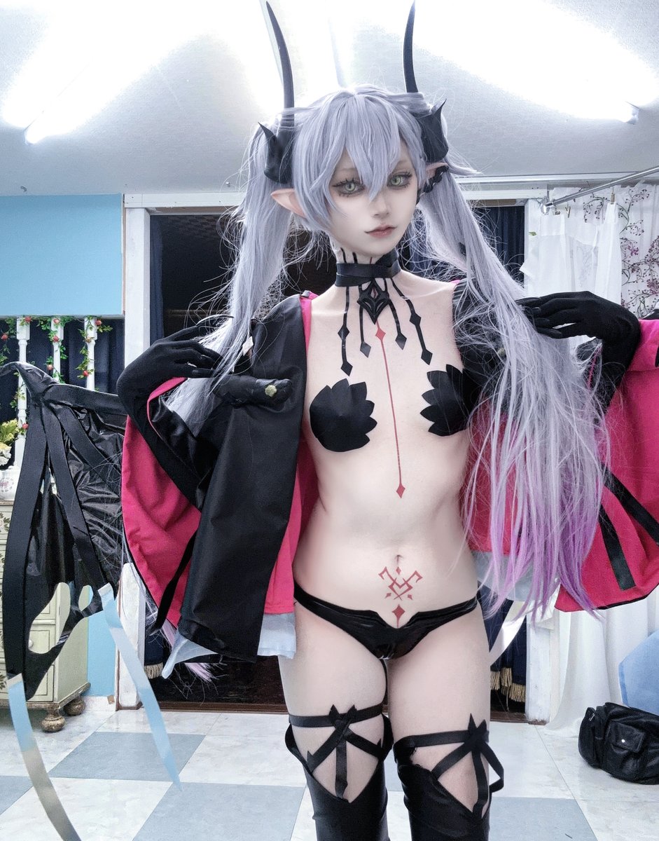 【cos】リリス全身～🍭
全体的な色味がやっぱ最高に好きだなとなりました🦇