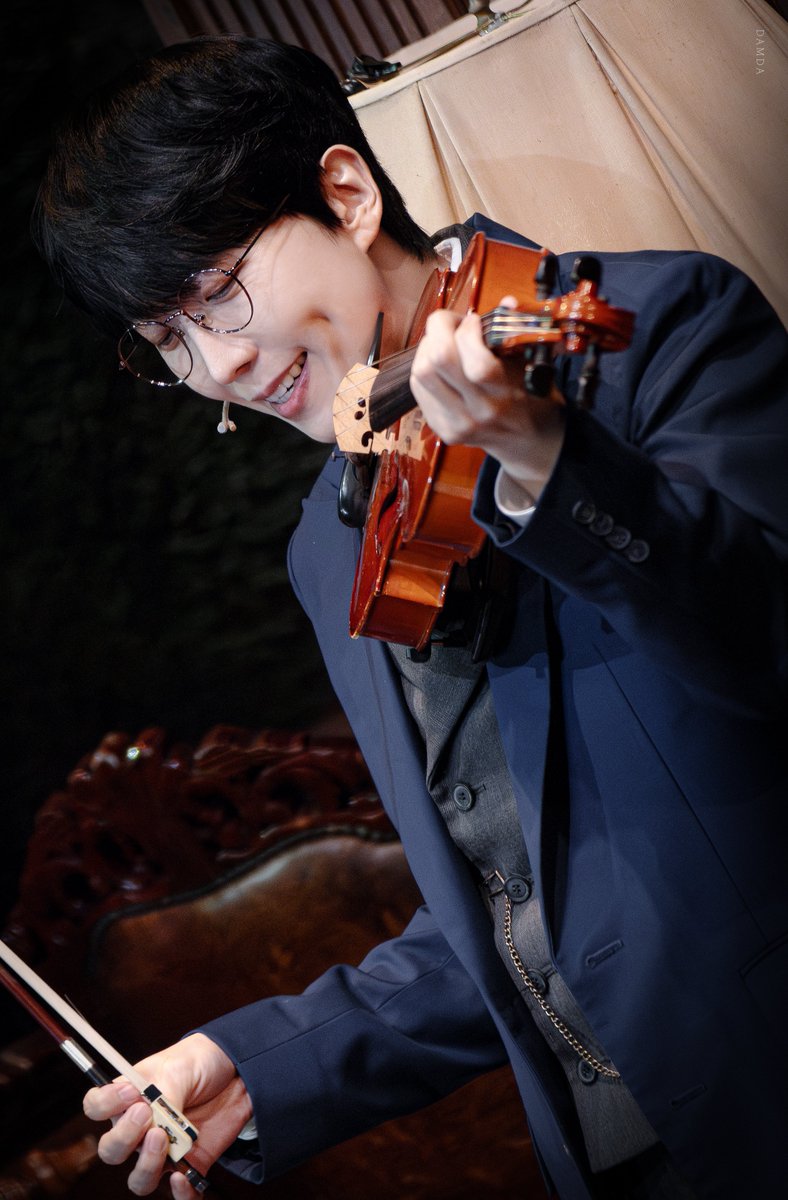 2025.10.12(일)
라흐마니노프 스페셜 커튼콜데이
M4. 모스크바 음악원 

니콜라이 달 #김재범 

"음악은 참 즐거운 일인 것 같아요. 그렇죠?"