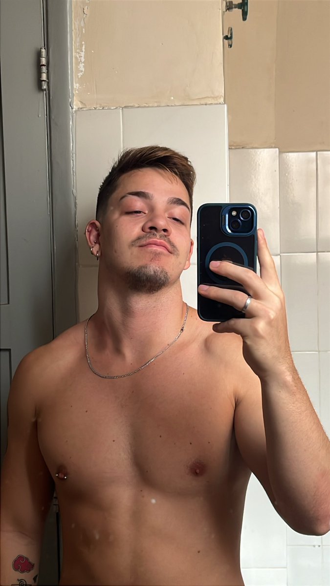 Bão dia com a cara toda amassada