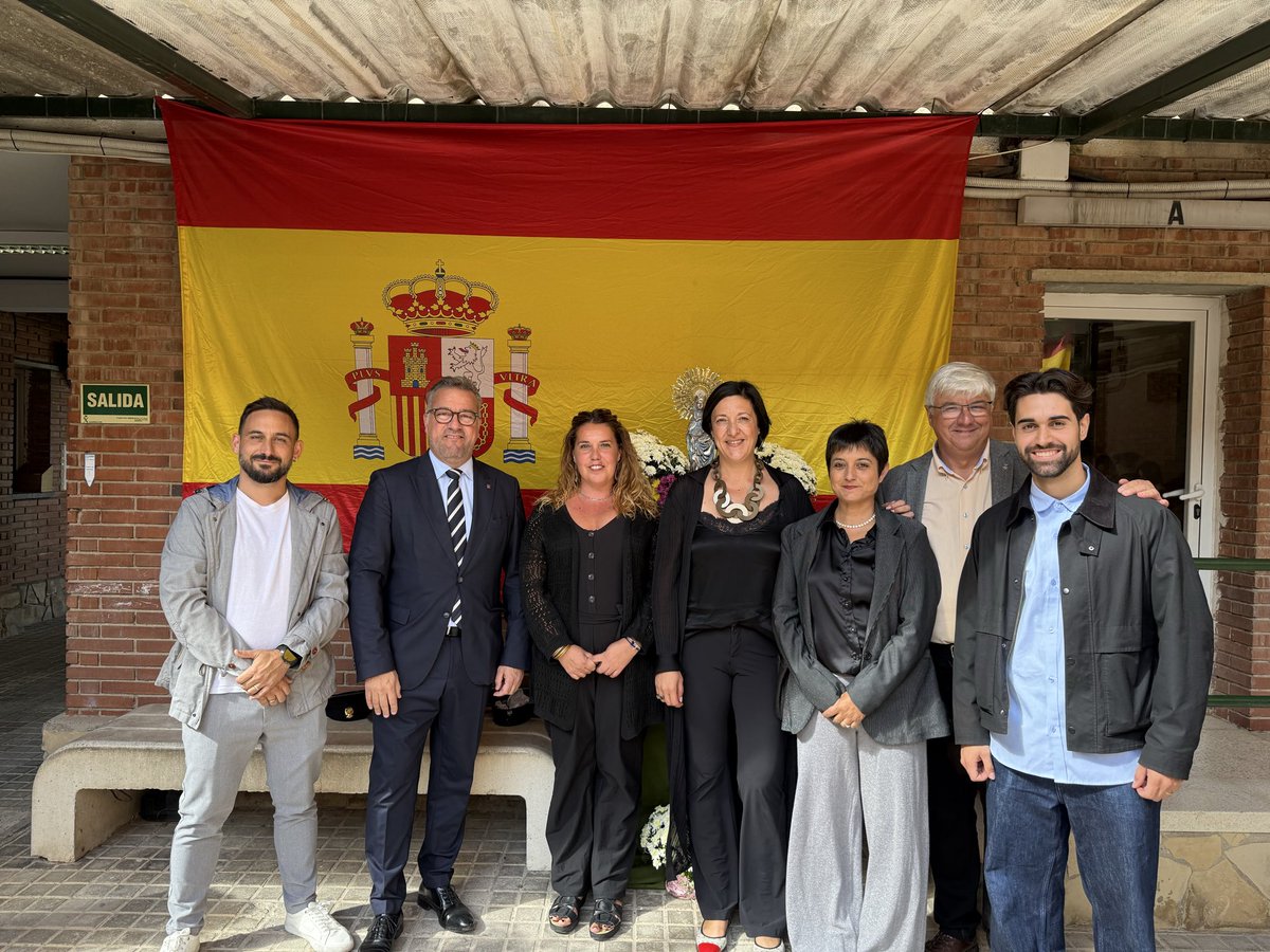 pscanoia's tweet photo. Hem acompanyat la Guàrdia Civil d’Igualada en la celebració del Dia de la Festa Nacional i de la seva patrona, la Verge del Pilar.

Gràcies pel vostre compromís amb les persones. https://t.co/hivxpyTpsQ