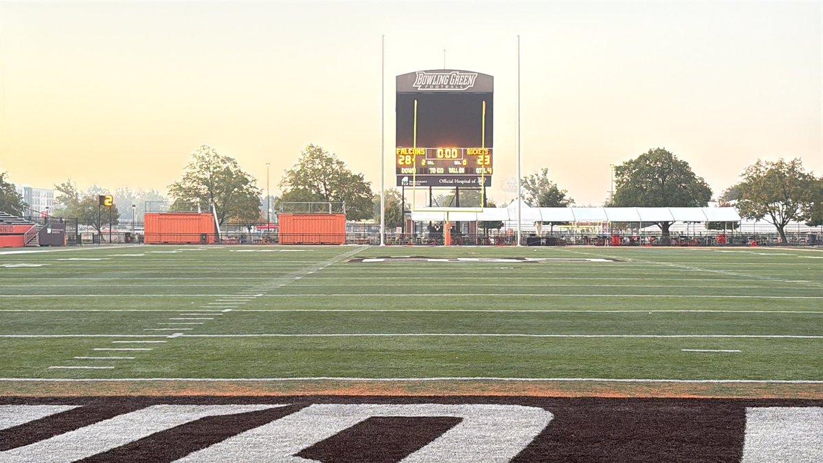Happy Sunday <a href="/bgsu/">Bowling Green State University</a> ☀️
Remember it like it was yesterday <a href="/BG_Football/">BGSU Football</a> 

#GUTS
🟠🟤
#AyZiggy
🟠🟤
#BuiltForThe44
🟠🟤