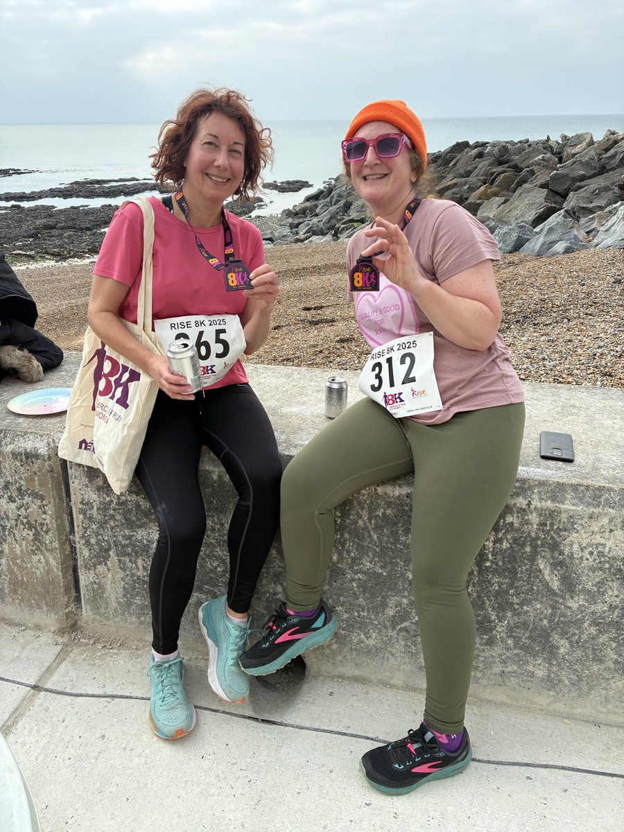NancyInBrighton's tweet image. Yay - we did it! ⁦@riseuk⁩ 8k done. Target under an hour - 54:40 achieved 😁