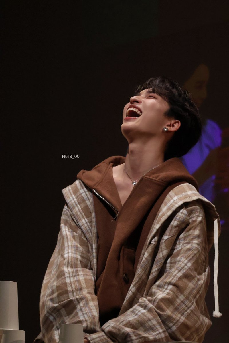 😆×100

#FALLinLove_Tokyo
#Noeulnuttarat
#MagentaBoy