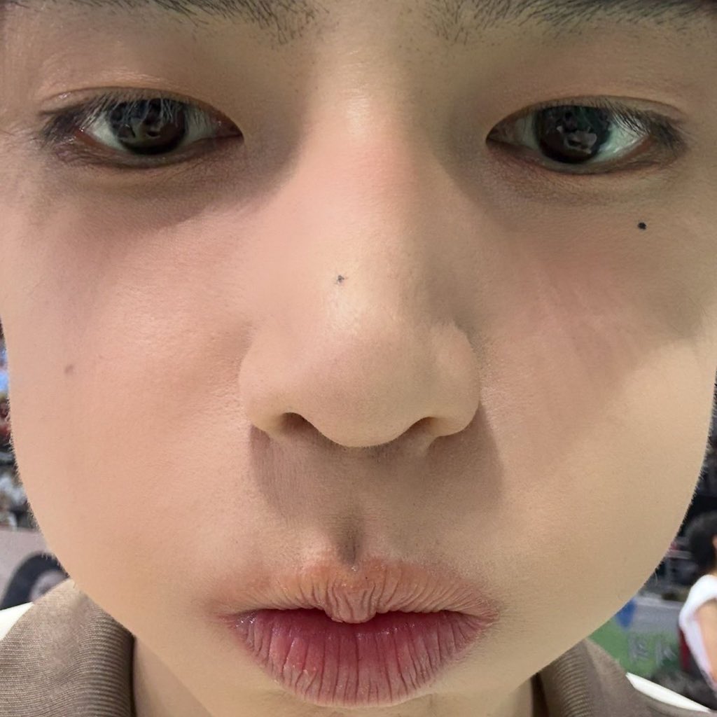 웅이 tweet media