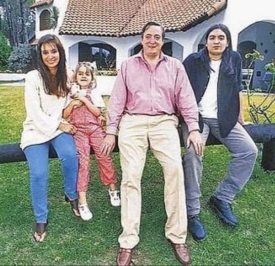 Nico Wiñazki ᶠ ᵃ ⁿ (@nicowinazki) on Twitter photo Un día como hoy hace como 50.0000 millones de dólares atrás. Un día como hoy hace como 50.0000 millones de dólares atrás.