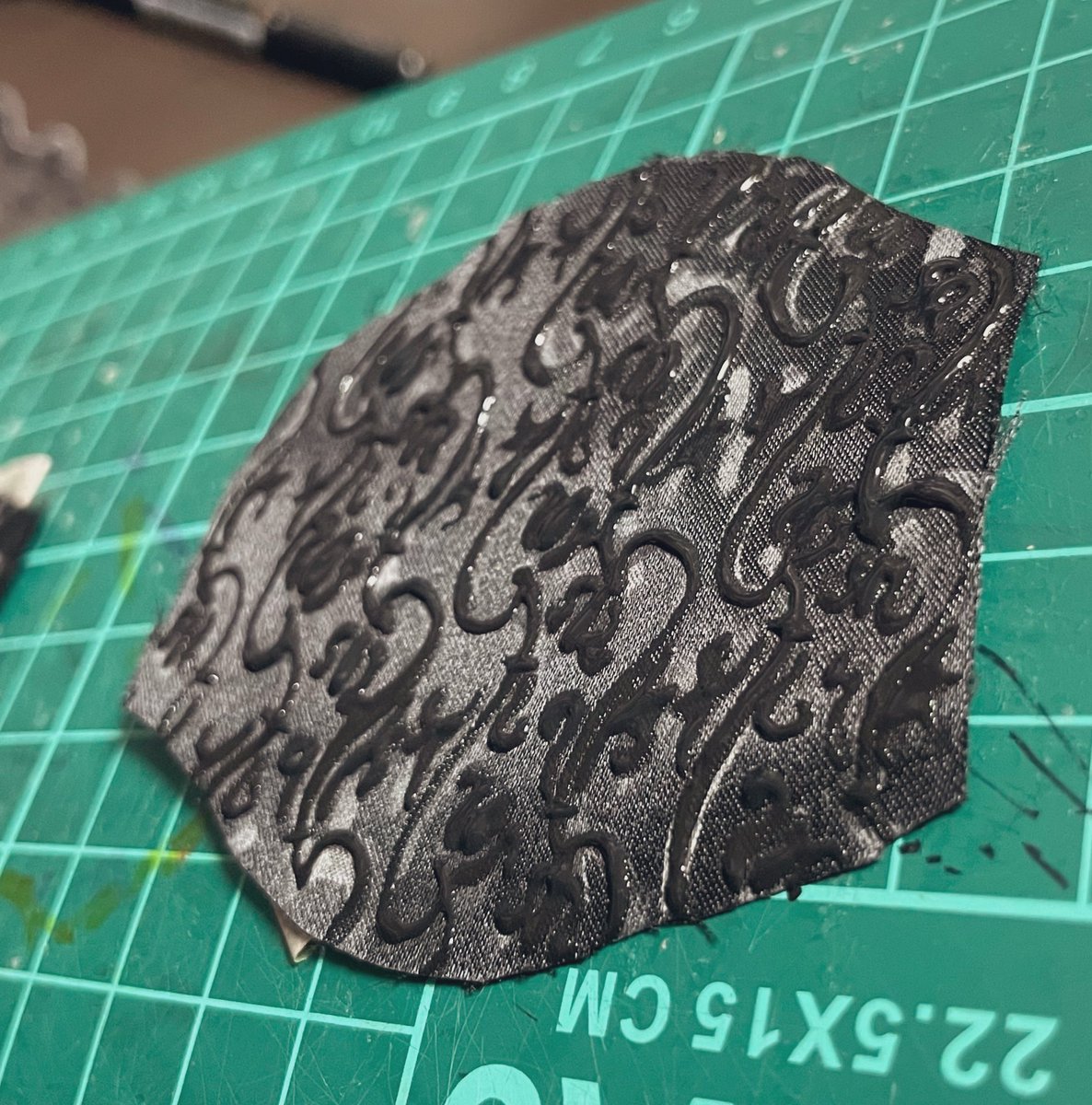 模様描き直してみた！
誕生日に間に合わせるんだ💪

#あくねこ手芸部 
#aknk手芸部