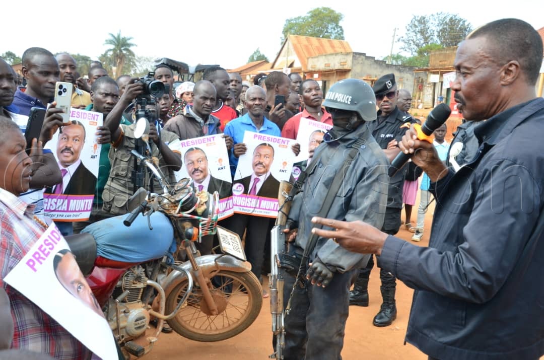 newvisionwire's tweet image. 🇺🇬🗳️ #UgandaDecides2026
  
ANT presidential candidate Gregory Mugisha Muntu is on the campaign trail in Greater Masaka today, Sunday, where he has said he has no conflict with NUP since their objective is the same. 
  
#VisionUpdates  |📸 Stuart Yiga