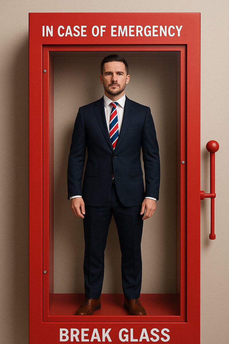 badboyargo's tweet photo. Things are getting grim for The Rangers, no one seems to want the job https://t.co/D0HFGBE2of