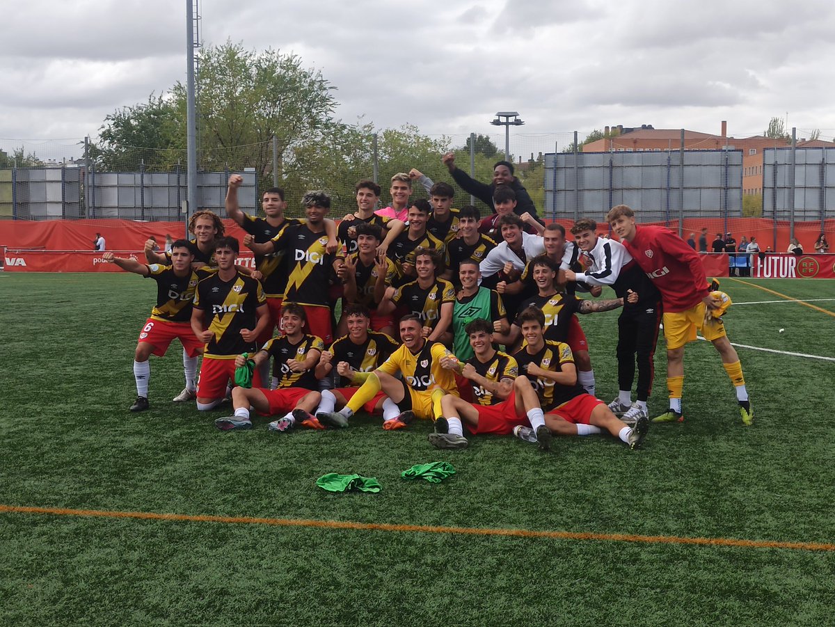 matagigantesNET's tweet photo. La foto del primer +3 de visitante del Rayo B!!! https://t.co/tcAMQCsXmD