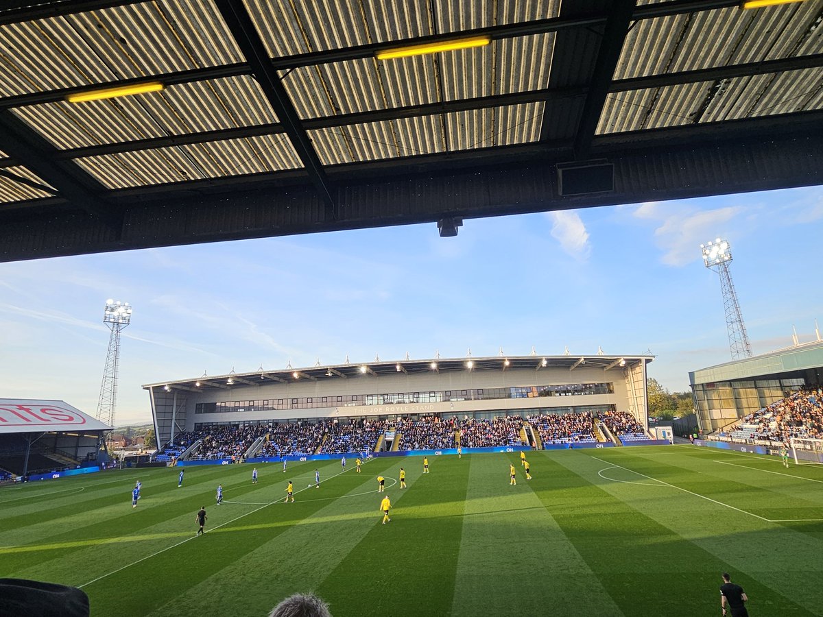 bluentangerine7's tweet image. Game #20 @OfficialOAFC vs @BarrowAFC 11.10 As it is the international break we was given the 17.30 slot on sky but unfortunately despite being on top we couldn&apos;t break Barrow down and it finished peacefully. What a sesh though as mental as any away game! #oafc #WeAreBarrow
