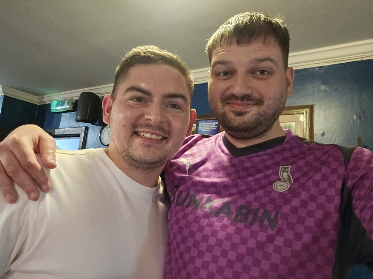 bluentangerine7's tweet image. Game #20 @OfficialOAFC vs @BarrowAFC 11.10 As it is the international break we was given the 17.30 slot on sky but unfortunately despite being on top we couldn&apos;t break Barrow down and it finished peacefully. What a sesh though as mental as any away game! #oafc #WeAreBarrow