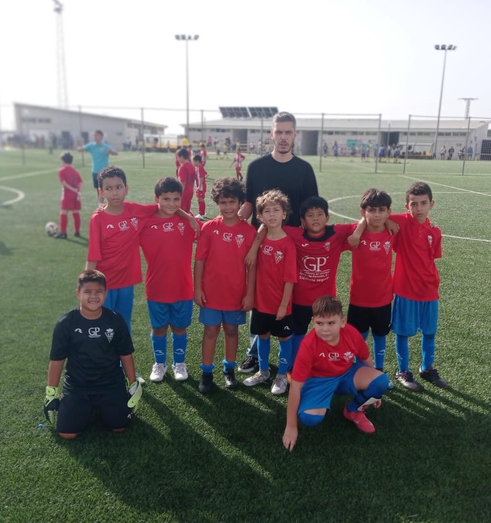 CFSantomera1's tweet image. #Resultados | 
Villa de Fortuna 4-1 BENJAMÍN MORADO 🟣

🔥 Gol de: 
⚽ Anouar
🍋 #CFSantomera