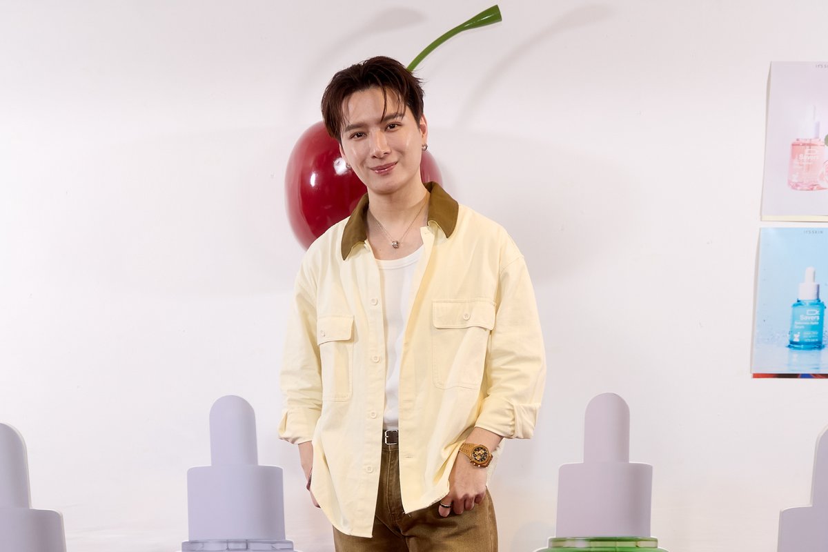 ItsSkinTH's tweet photo. ทางแบรนด์ฯ ขอขอบคุณ🙏 คุณ@kristtps สำหรับกิจกรรม It’S SKIN Beauty for all at Café with Krist Perawat✨
ที่เกิดขึ้นในวันนี้มากๆ นะคะ ร่วมสร้างรอยยิ้มให้กับแฟนๆ ที่ร่วมกิจกรรม และขอขอบคุณทุกๆ ท่านที่ได้สนับสนุนกิจกรรมค่ะ🙏🫶🙂

#ITSSKINxKristPerawat 
#KristPerawat #ITSSKIN https://t.co/BqTh5PxZ7M