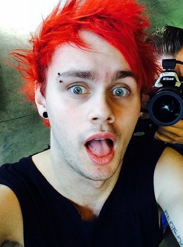 safxtypinmgc's tweet image. how is this real