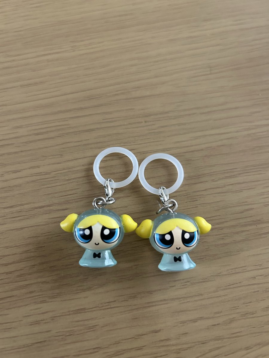 取引垢 tweet media