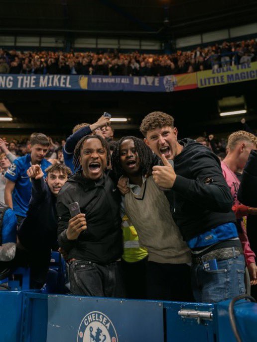 TheChelseaForum's tweet image. 🚨Quick 50 followers! 

Say "Hi" we follow you! 🔥 🚀