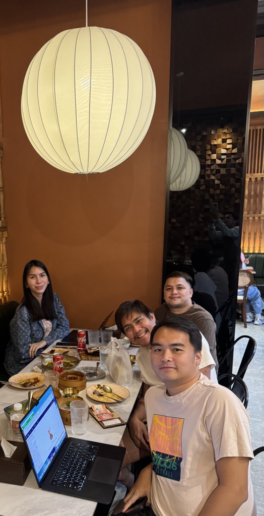 jgblhy__'s tweet photo. Good food with good people 💕 https://t.co/hWg3tZKKvT