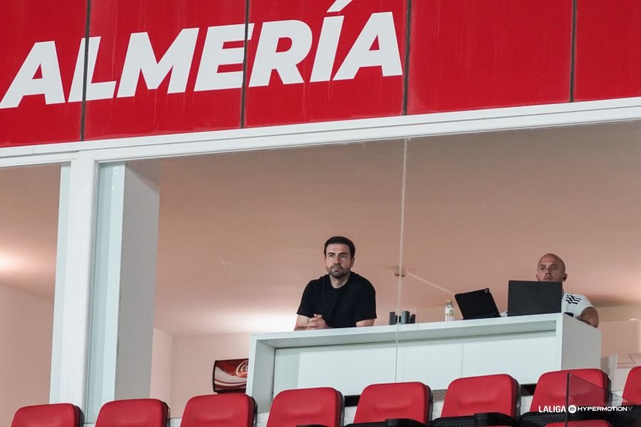 ⚽️ Gabi Fernández Arenas (42 años), 20 partidos al frente del #RealZaragoza que terminan con 🟩 5 victorias 🟨 6 empates y 🟥 9 derrotas. ⚽️ 20 goles a favor y ⚽️ 31 goles en contra. 

▪️Una victorias en nueve jornadas.

#LALIGAHYPERMOTION