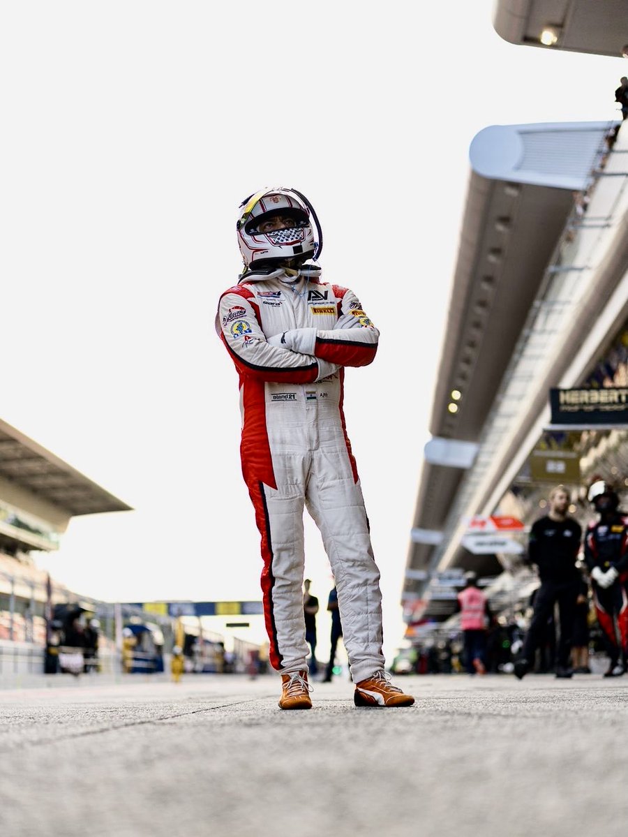 cityofwondering's tweet image. #AjithKumar ❤️❤️❤️
#Ajithkumarracing