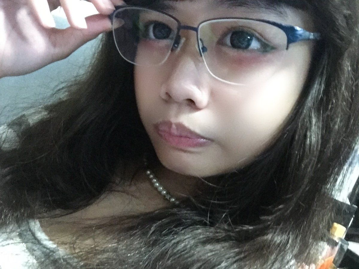 yuuoipq's tweet image. I rarely wear my glasses. Maybe that&apos;s why my prescription keeps going up?👓

#自撮り界隈 #地雷女 #jiratwt