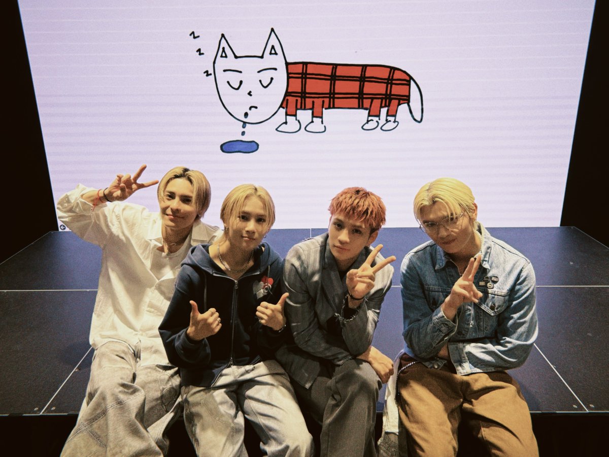 WOLFHOWLHARMONY's tweet image. Bossa Bosa SPECIAL EVENT
ありがとうございました🐺✨

こうして直接、みなさんとお会いできるのは
当たり前の環境ではないので
噛み締めてました☺️🙌🏻

みなさんの喜んでいる顔を見ていると
自分達が活動している意味を
改めて感じます😌

またこうしたイベントができるように頑張ります❤️‍🔥…