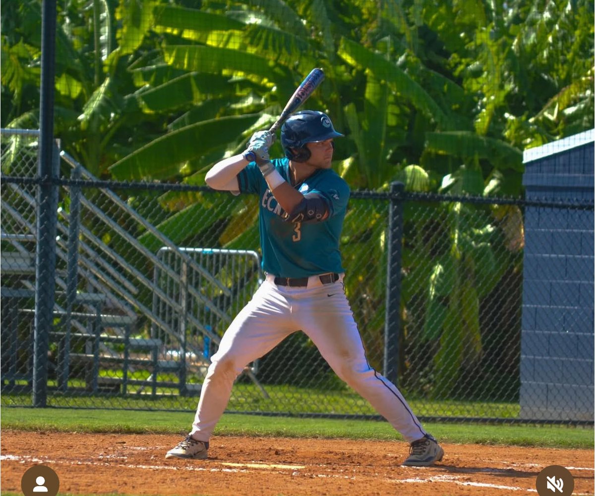 jamieweisjones's tweet image. Senior season #3 #Eckerd ⁦@Dawson_Jones3⁩ ⚾️