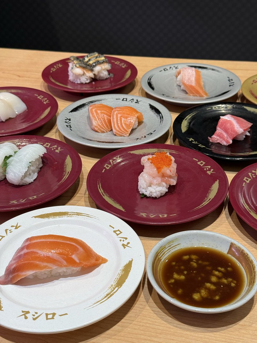 今天线下领无料领得有点爽了
现在爽吃寿司郎