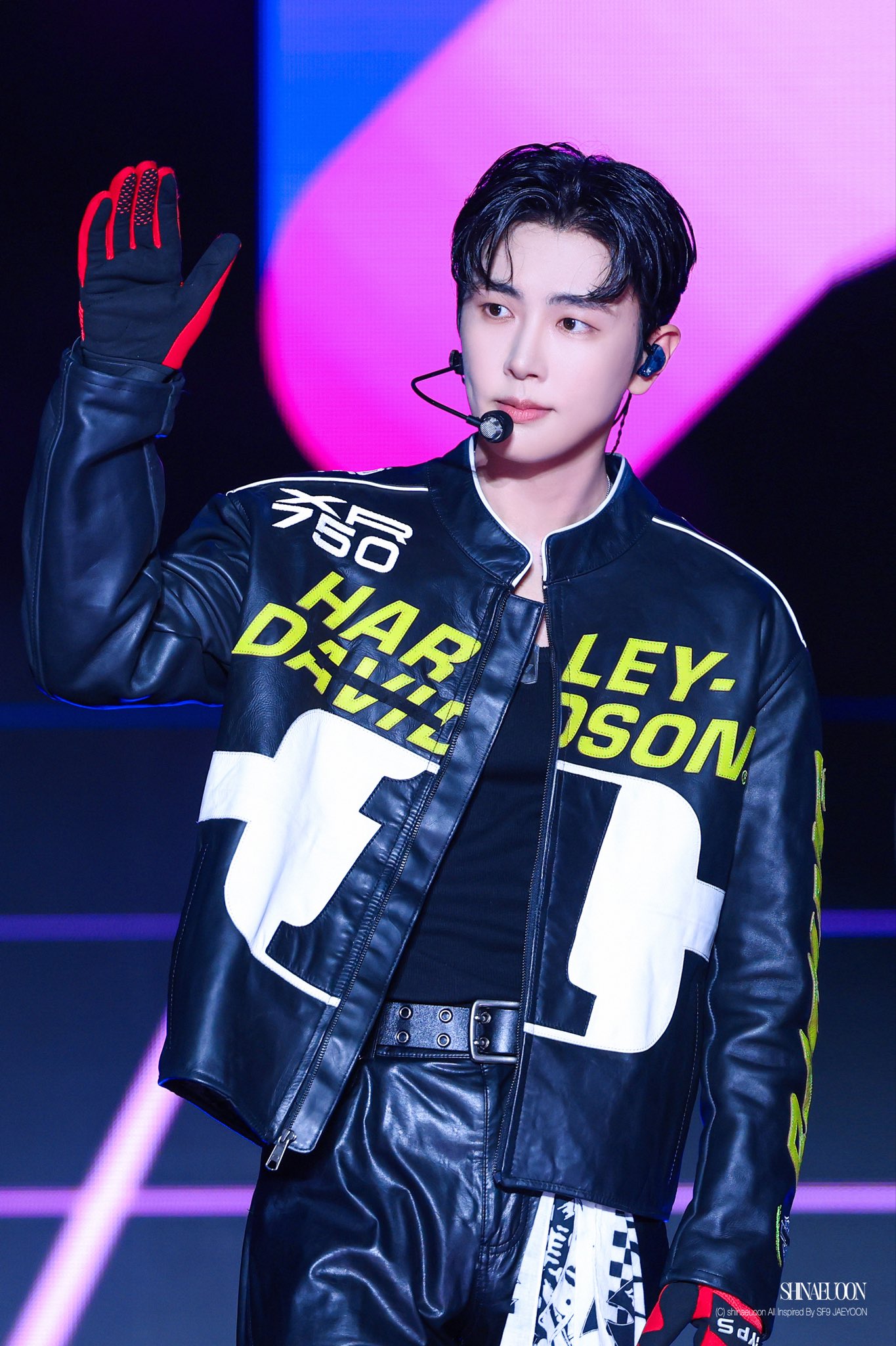 SF9 ジェユン　ツーショット SF9 ツーショット ジェユン SF9の画像・写真 | 左からヨンビン