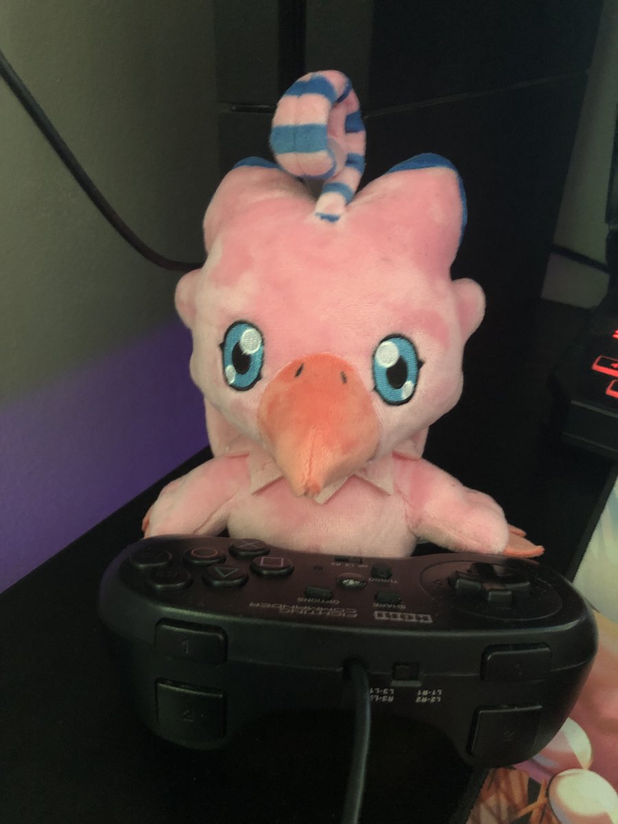 VNasumo's tweet photo. Introducing Biyomon the GAMER
#Digimon #Bandai #Biyomon https://t.co/DpBuosjX0b
