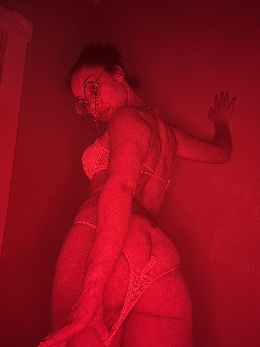 Pull these to the side😳